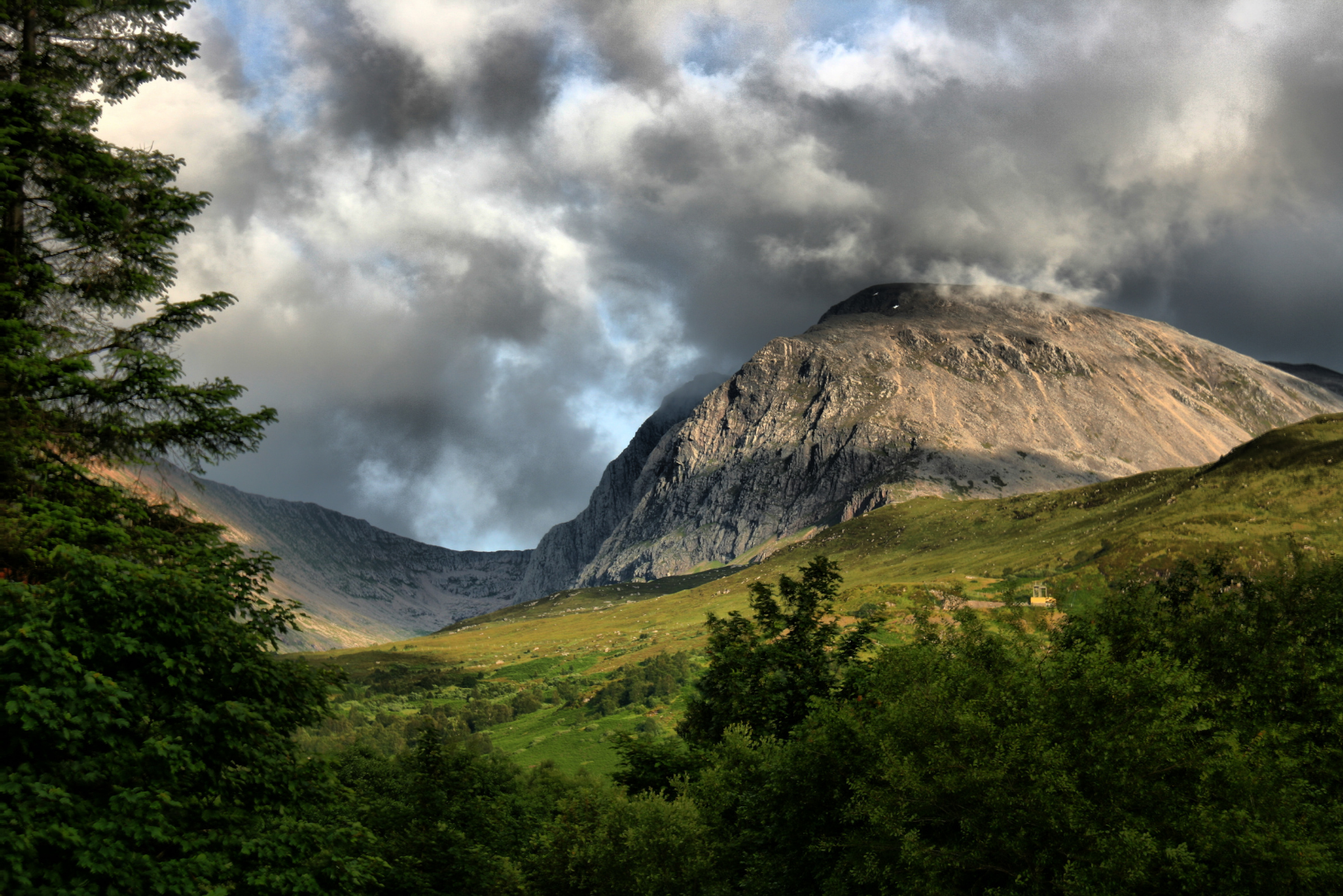 ben nevis with clouds