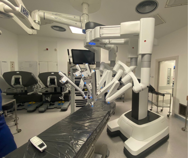 Surgical robot