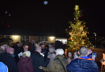 Crowd gathered as part of Light up a Life 2025 event