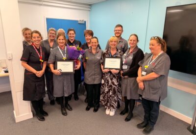 Yvonne and Janet with group of nurses
